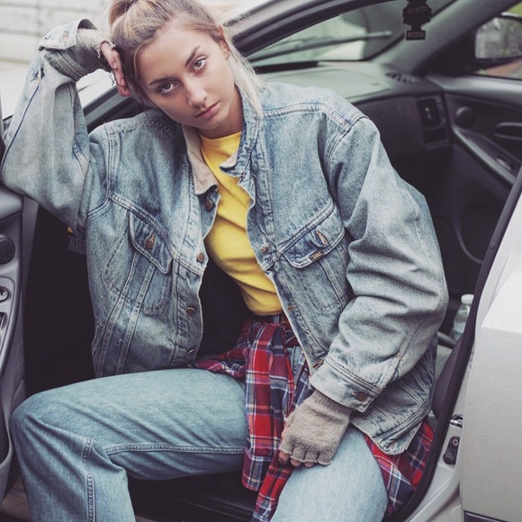 Meet your Posher, Ivy - Picture 6 of 6